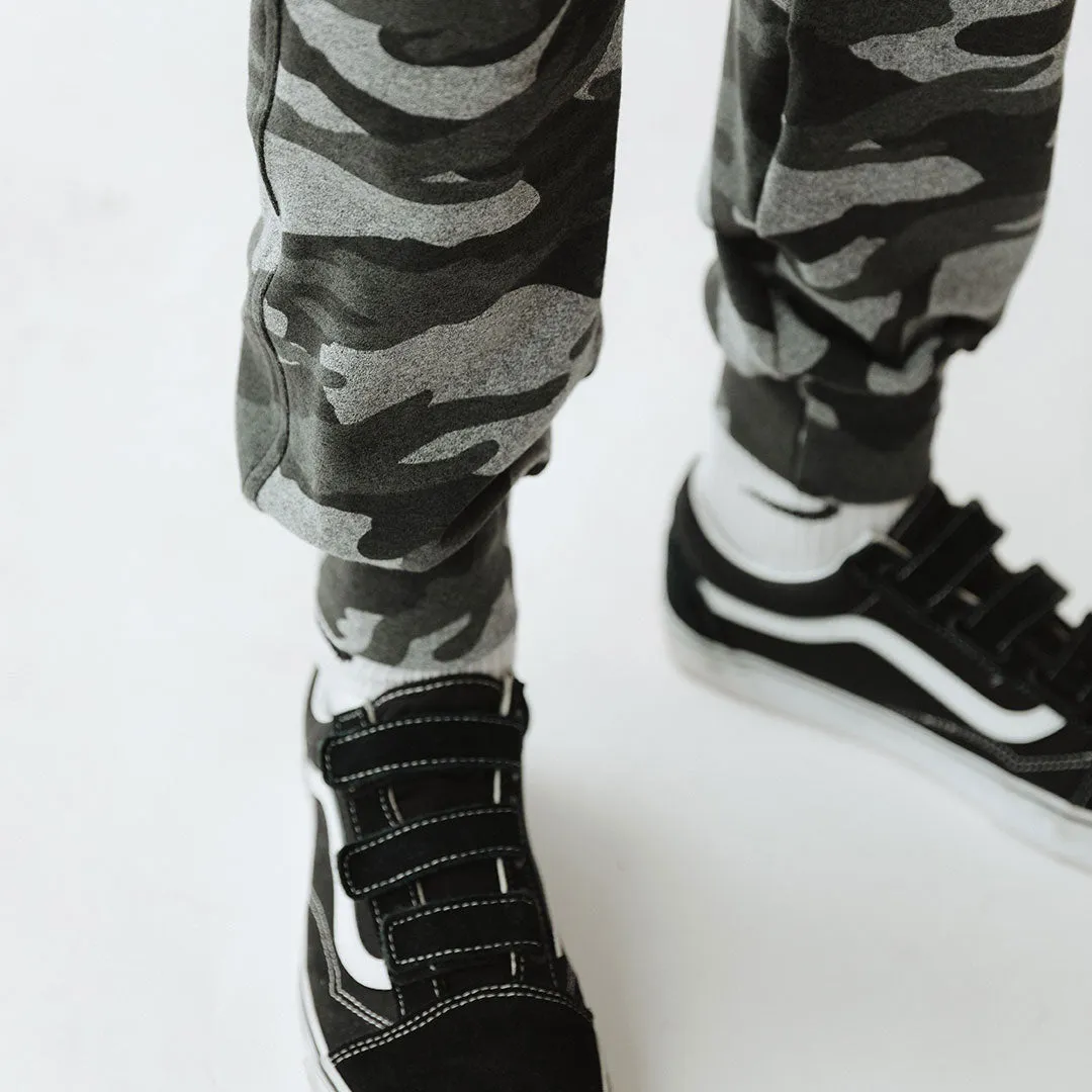 Men's At Ease Joggers, Grey Camo