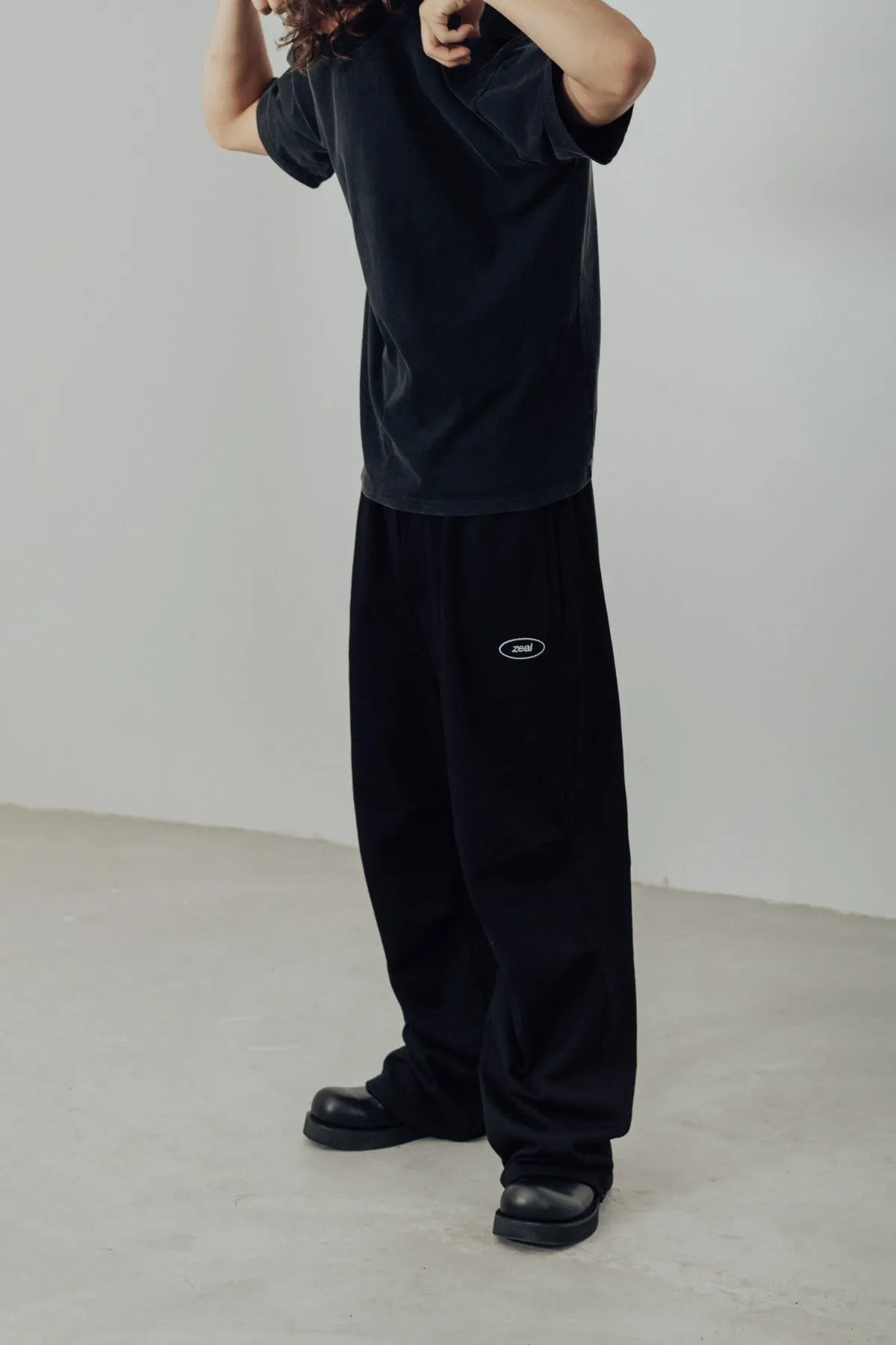 Zeal Darted Sweatpants